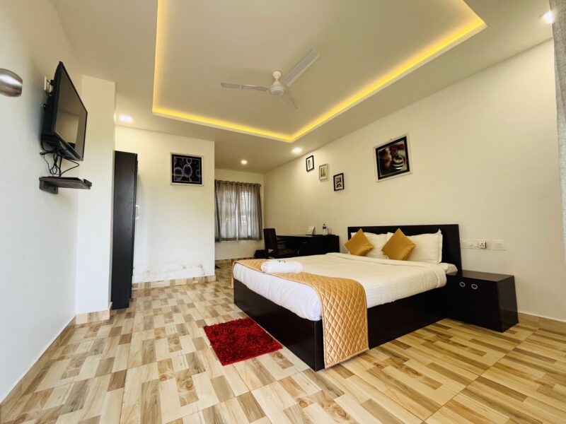 7Malai Residency